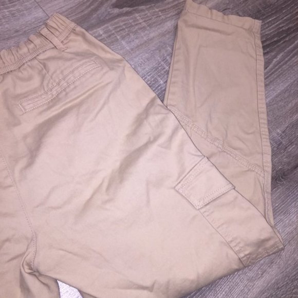 Kendall and Kylie Collection Nude Cargo Pants - Picture 5 of 6